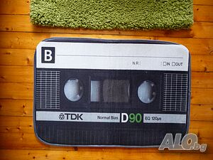 17. Килимче аудиокасета audio tape касетофон касетка стерео