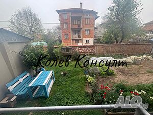 Продавам етаж от кооперация, гр. Харманли