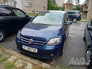 Продавам Volkswagen Golf Plus