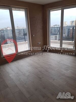 Продава тристаен апартамент в гр. София, кв. Връбница 2, 131 000EUR