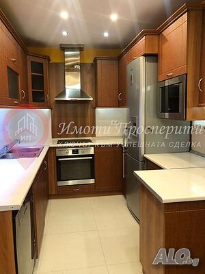 Продава тристаен апартамент в гр. София, кв. Витоша, 258 000EUR