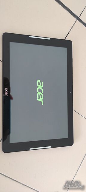 Продавам таблет Acer Iconia