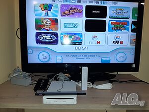 Нинтендо Nintendo wii комплект цената е за всичко 89 игри на хард диск