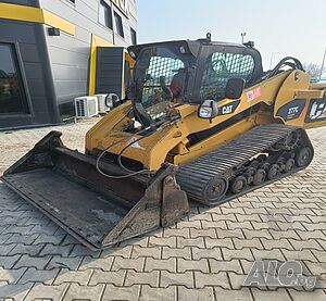 Верижен мини челен товарач 4200кг Caterpillar 277C