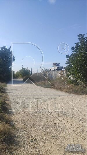 Земеделска земя 2399 кв.м