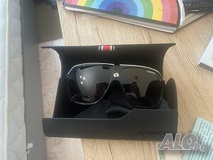 Продавам слънчеви очила CARRERA - оригинални.