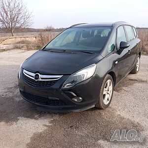 Opel Zafira C Tourer 1,6 CDTI B16DTH 2015/ Опел Зафира C Турер дизел черна на части