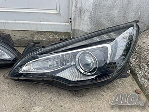 Фарове Opel Insignia на части