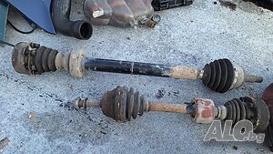 Полуоски за Пасат Б3 Б4 1,8и 90кс. от Vw Passat B3 B4 лява дясна полуоска къса дълга