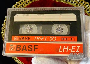 BASF LH-EI 90 аудиокасета с Uriah Heep и Queen.