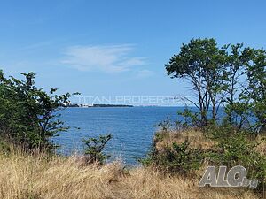 Парцел в м. Лахана с панорама море.