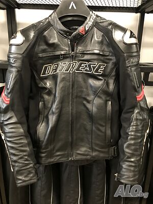 Kожено яке за мотор DAINESE AVRO D2 TITANIUM 48 S-M, твърди протектори