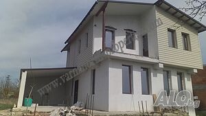 Двуетажна къща в с. Царичино, близо до морето