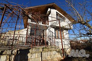 Къща на 4 км от плажа на Балчик
