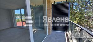 Явлена продава двустаен апартамент в нова жилищна сграда с Акт 16, без такса поддръжка в Царево