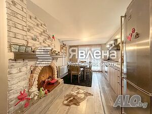 Уникална двуетажна къща в топ център на с. Черни Връх, Бургаска област